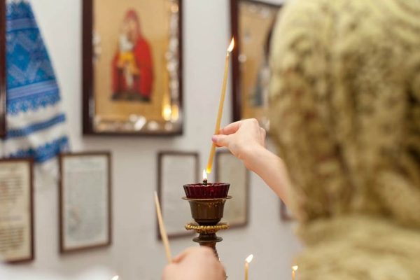 Что церковь советует цветущим дамам, которые мечтают выйти замуж после 40-летнего юбилея