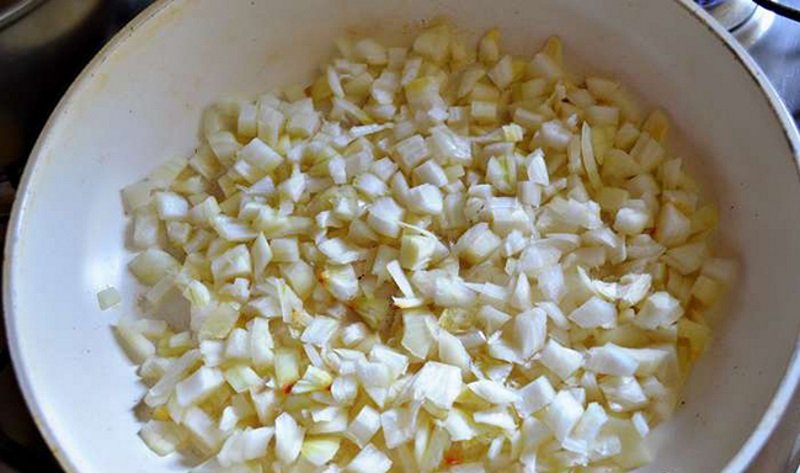 нарезанный лук