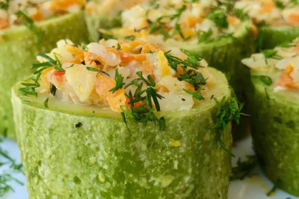 Не жарю, а фарширую кабачки по-монастырски, ведь это лучший ужин в начале лета