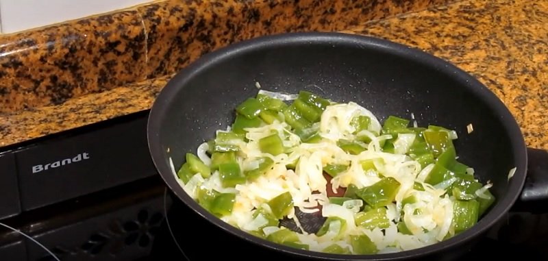 запеченные яйца в духовке