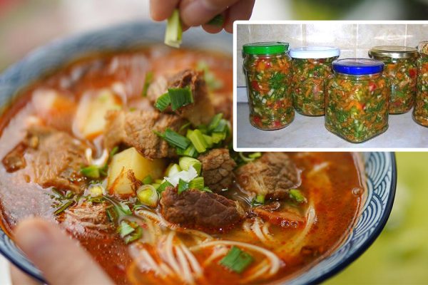 Сделала запасы соли, чтобы хватило закрыть 100 банок ароматной заправки для борща на зиму