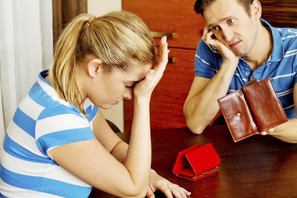 Сын с невесткой набрали кредитов, приходится подкармливать, чтобы не пропали