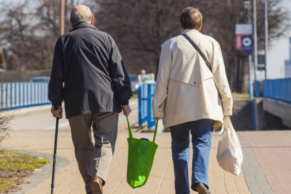Какие повседневные привычки вредят позвоночнику