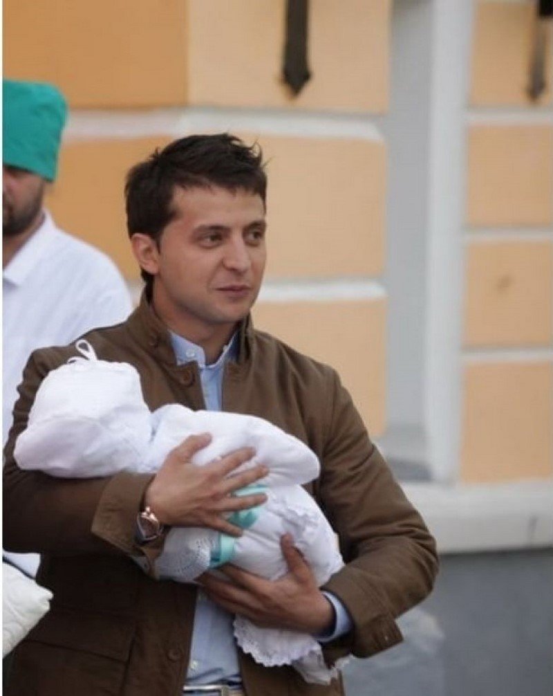 дети зеленского крестил