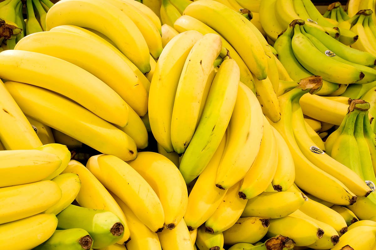 Банан с каким номером ты бы купил, не раздумывая, а какой оставил бы на полке в магазине бананы, всего, зеленые, такие, можно, плоды, цвета, больше, бананах, содержат, приготовить, Среди, фрукта, различных, полезных, именно, веществ, лучше, желтых, подходят
