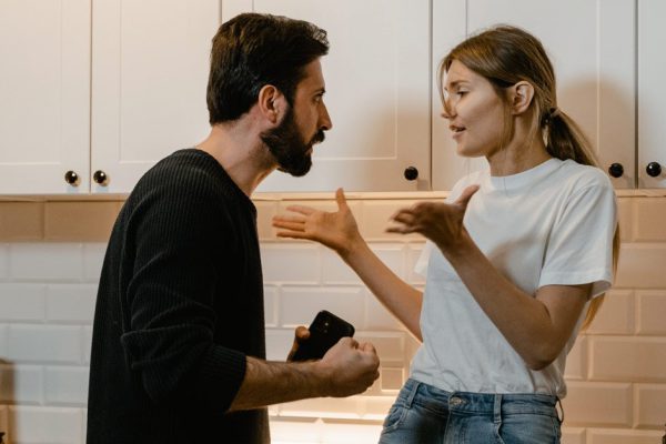 Бывшая твердила, что я должен квартиру оставить ей, неважно, что мы не состояли в официальном браке