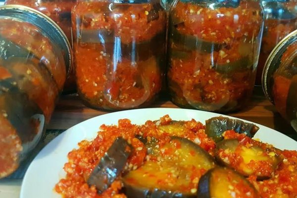 Жареные баклажаны в специях, по вкусу от мяса не отличить