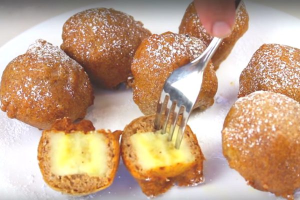 Жареные бананы с хрустящей корочкой: устоять перед этой вкуснятиной нереально!