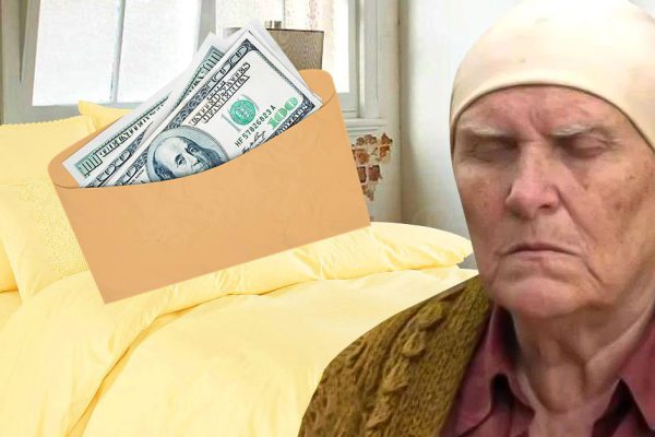 Ясновидящая баба Нина запретила держать деньги в конверте, семья сразу стала богатеть