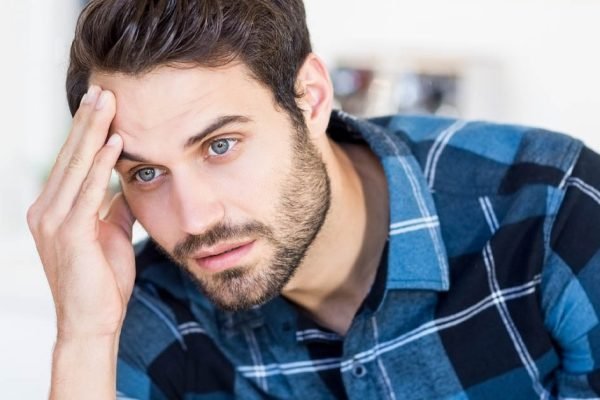 Случайно я увидел жену в объятиях другого мужчины — не какого-то незнакомца, а моего лучшего друга