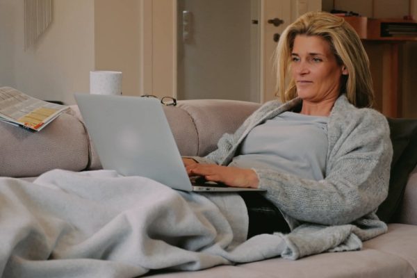 Нужно ли настаивать на трудоустройстве супруги