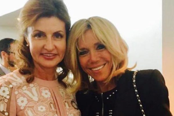 Урок модной дипломатии от первой леди Франции: образы 64-летней Брижит Макрон покоряют изяществом.