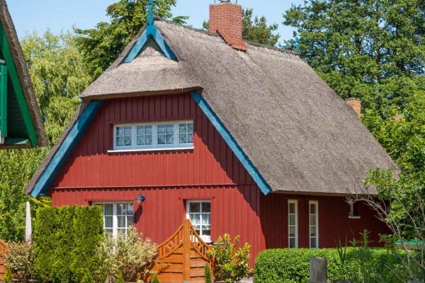 Моего супруга не стало внезапно, а его дети просто выставили меня за порог нашего дома, никого не волнует моя судьба