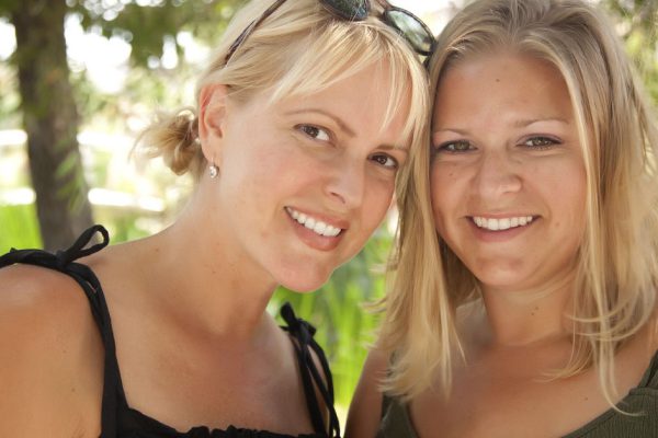 Почему нам нагло врали, что женской дружбы не бывает