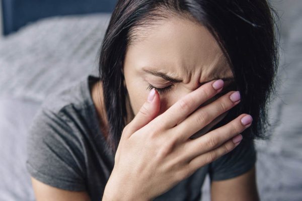 Почему супруг на людях притворяется паинькой, а дома рвет и мечет