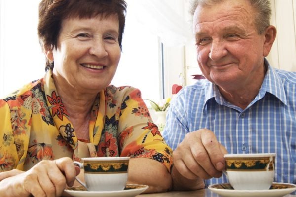 Копить на пенсию в молодости нет смысла, всё, что имеешь, трать