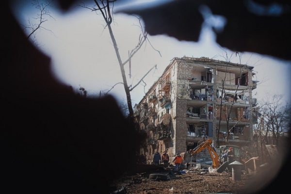 Прежней жизни больше нет, но пока мы живы, всё продолжается в новой реальности