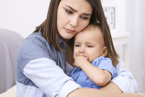 После развода искала няню для ребенка, и свекровь согласилась за небольшую плату