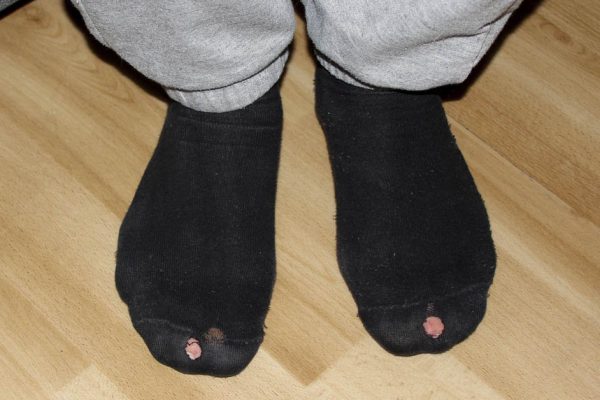 История про дырявые носки сына и приватный разговор с невесткой