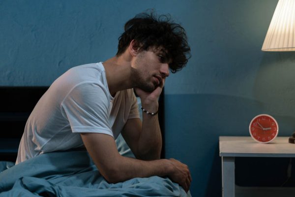 Отец был властным и серьезным мужчиной, братья во всём стали похожи на него, а вот я так и не смог стать частью этой семьи