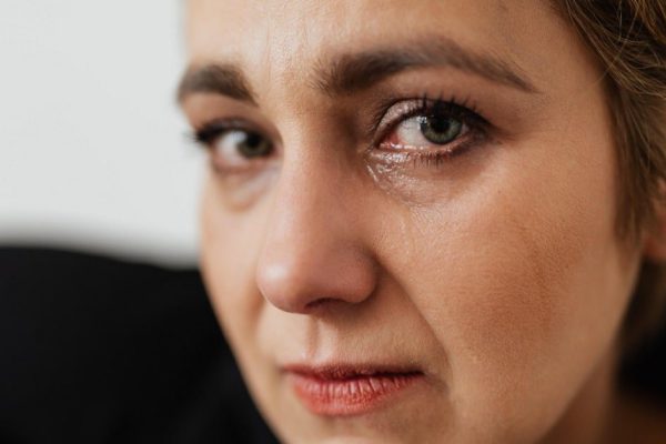 Муж предложил лежачей жене сдать детей в приют, а сам потопал к любовнице